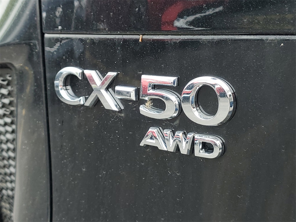 2025 Mazda CX-50 2.5 Select photo 4