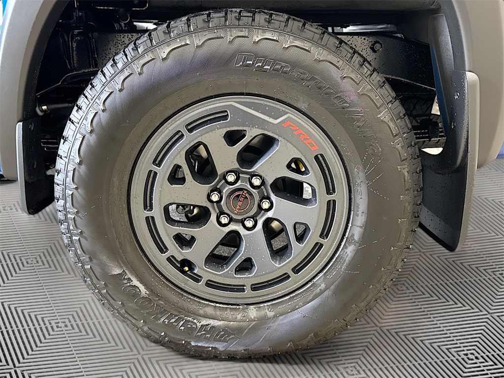 2026 Nissan Frontier PRO-4X photo 19