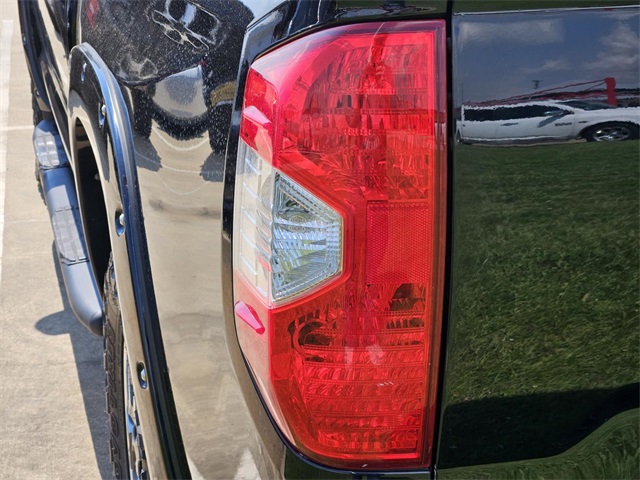 2018 Toyota Tundra SR5 photo 5
