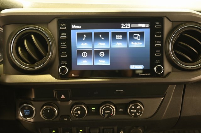 2020 Toyota Tacoma TRD Off-Road photo 4