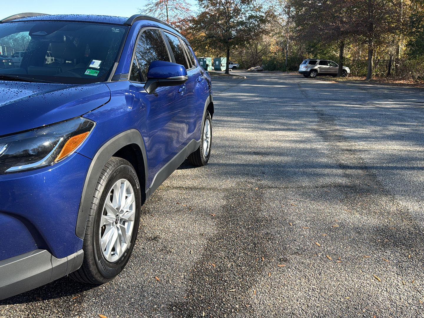 2023 Toyota Corolla Cross LE photo 4