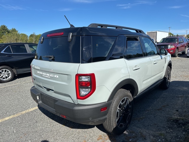 2023 Ford Bronco Sport Outer Banks photo 4