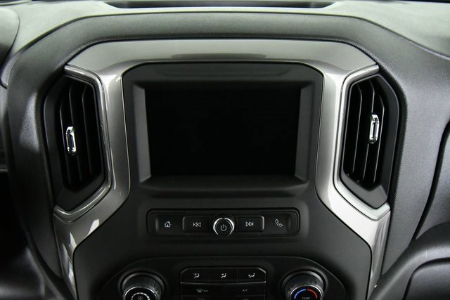 2026 Chevrolet Silverado 2500HD photo 3