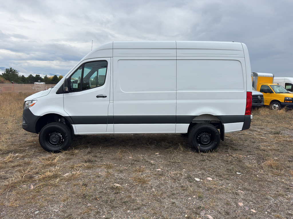 2026 Mercedes-Benz Sprinter Cargo Van Base's photo
