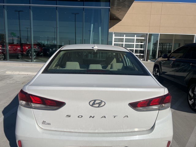 2019 Hyundai Sonata SEL photo 4