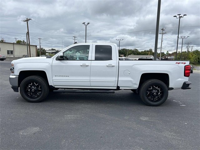 2018 Chevrolet Silverado 1500 LT photo 6