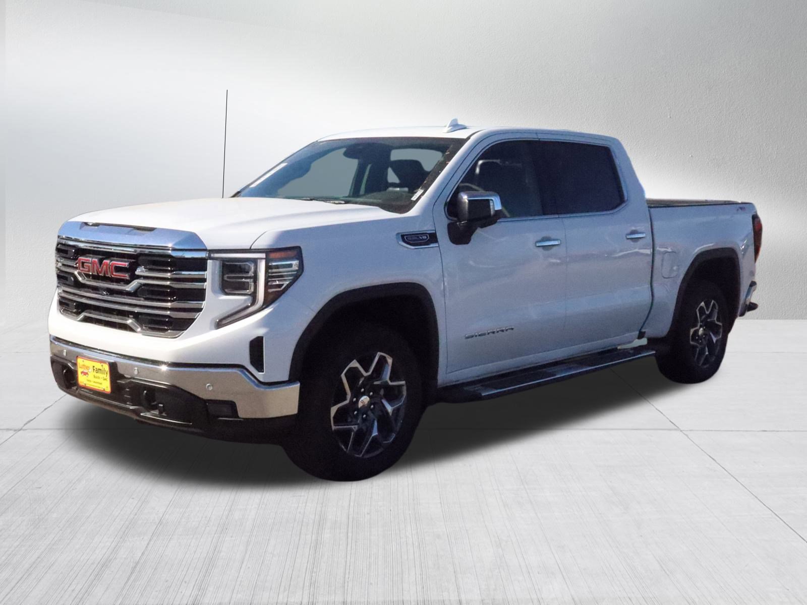 2026 Gmc Sierra 1500 SLT photo 3