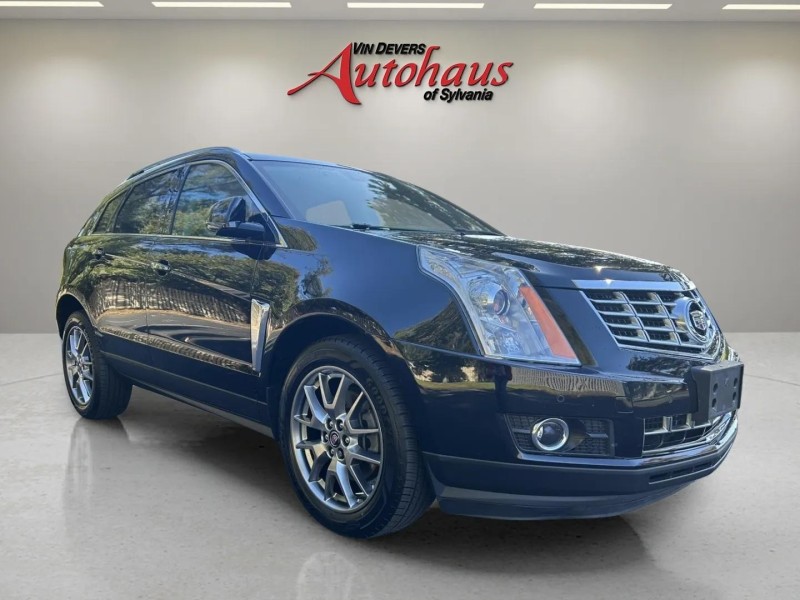 2016 Cadillac SRX Performance Collection's photo