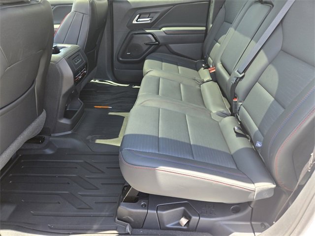 2024 Chevrolet Silverado EV RST photo 8
