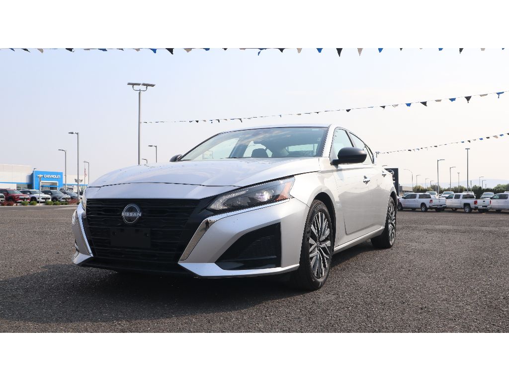 2024 Nissan Altima 2.5 SV photo 26