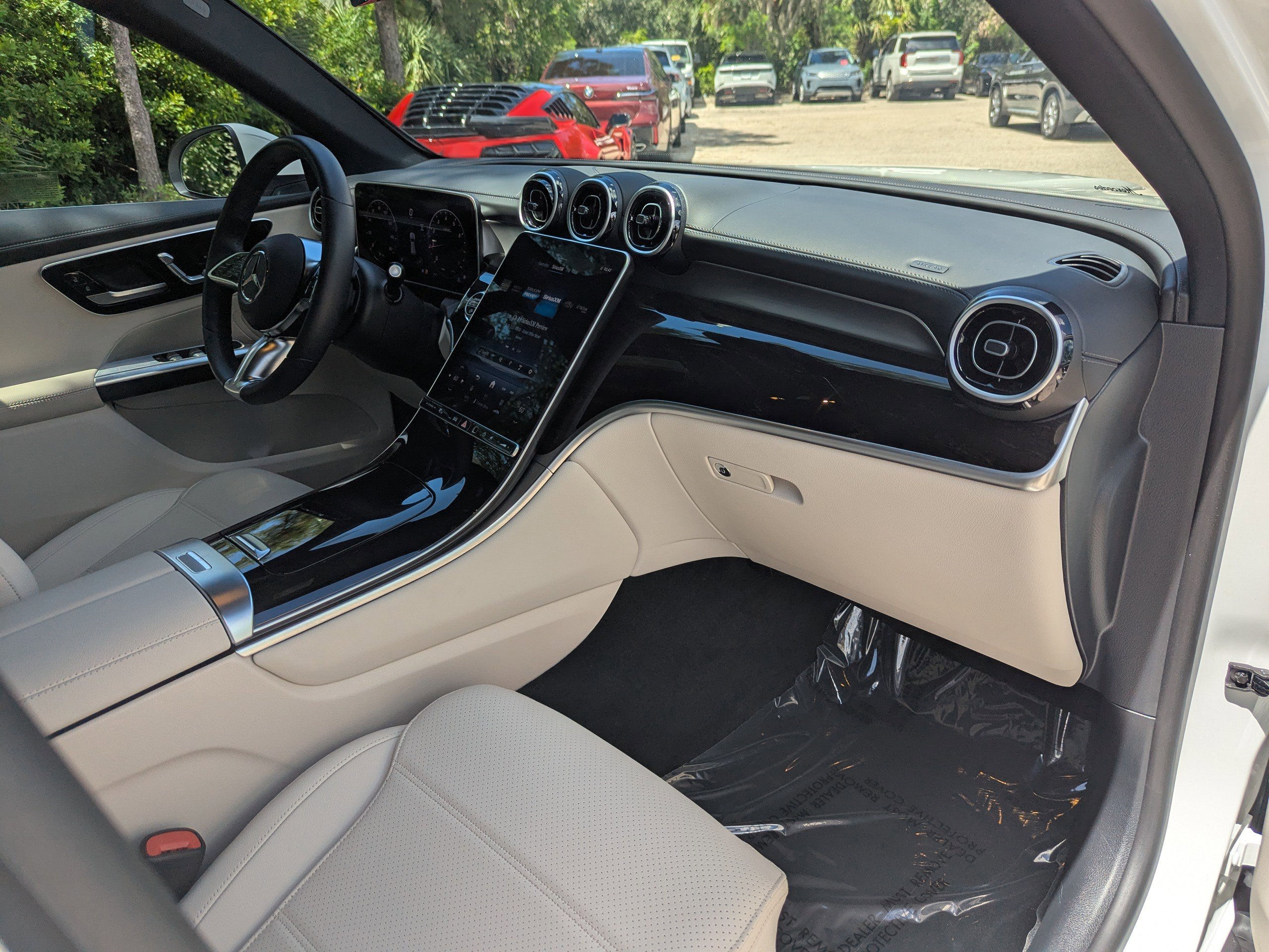 2025 Mercedes Benz GLC 300 4MATIC photo 11
