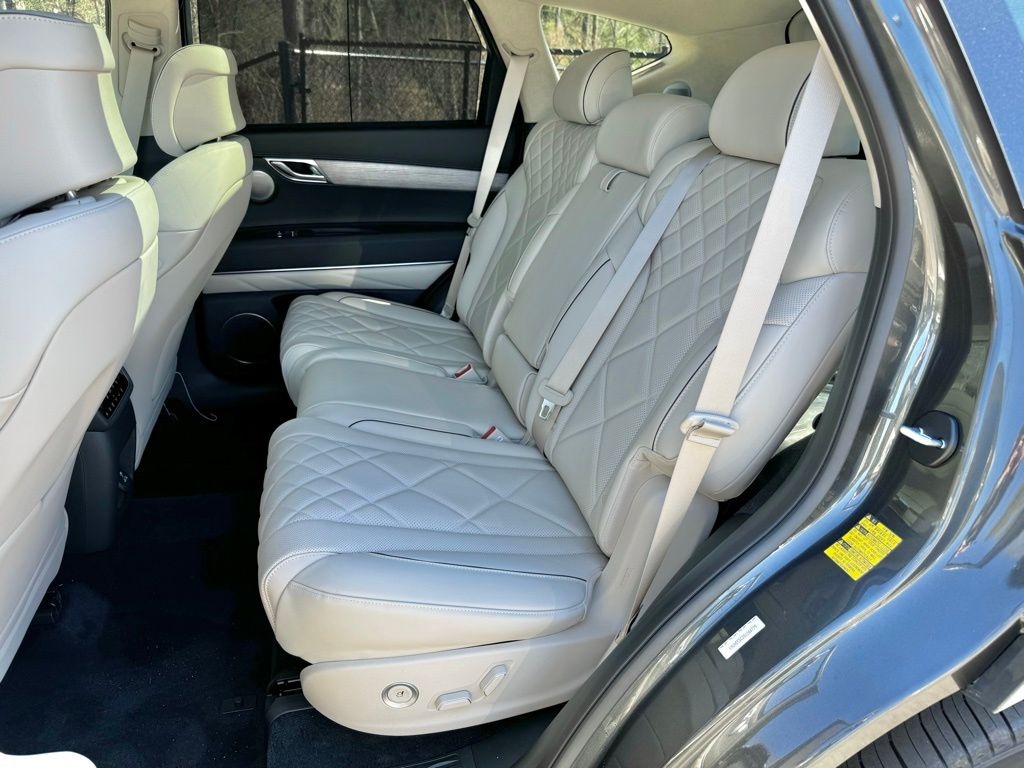2025 Genesis GV80 3.5T Prestige photo 21