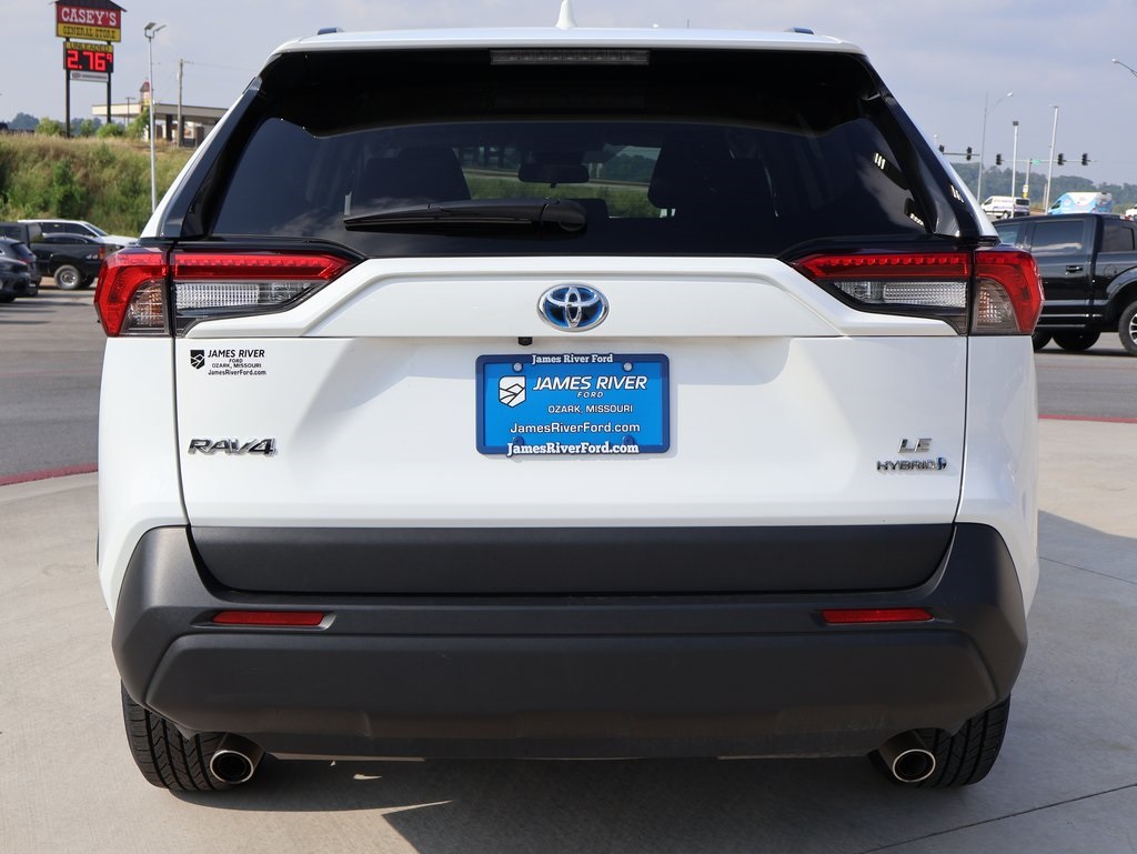 2024 Toyota RAV4 Hybrid LE photo 3