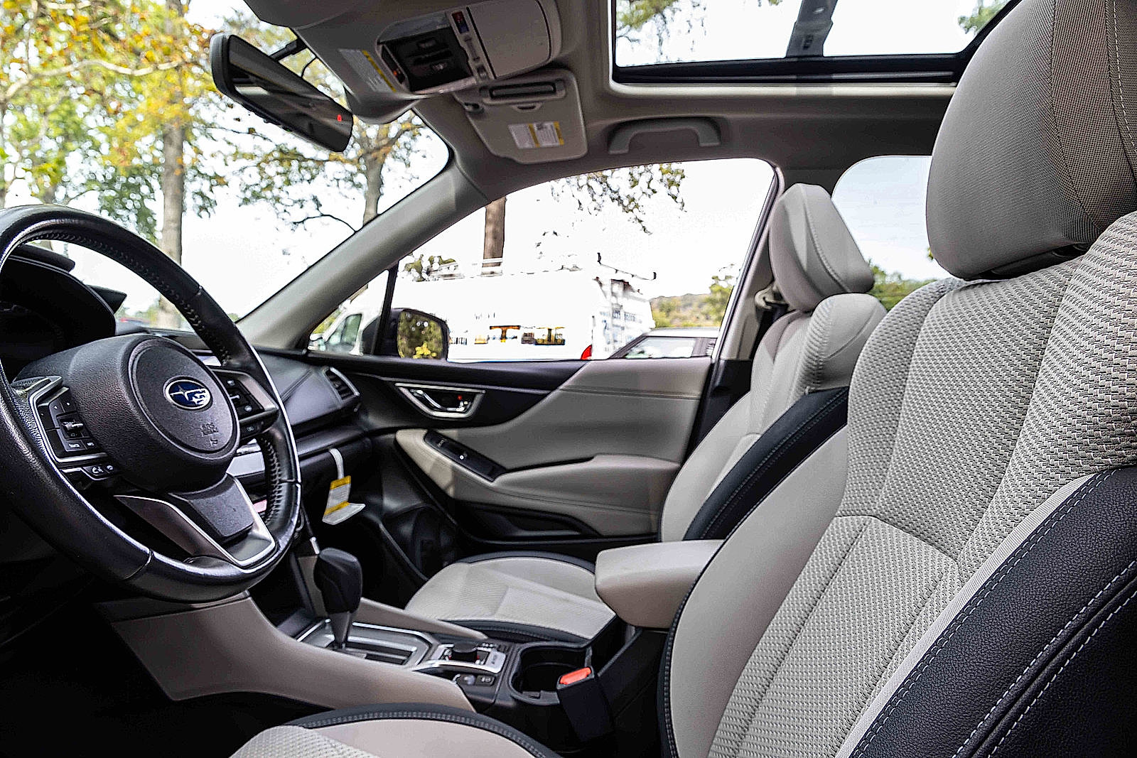 2020 Subaru Forester Premium photo 6