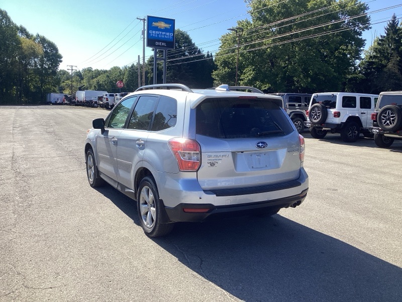 2016 Subaru Forester 2.5i Limited photo 4