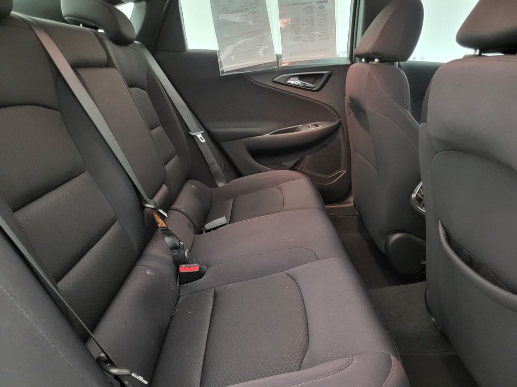 2023 Chevrolet Malibu 1LT photo 32