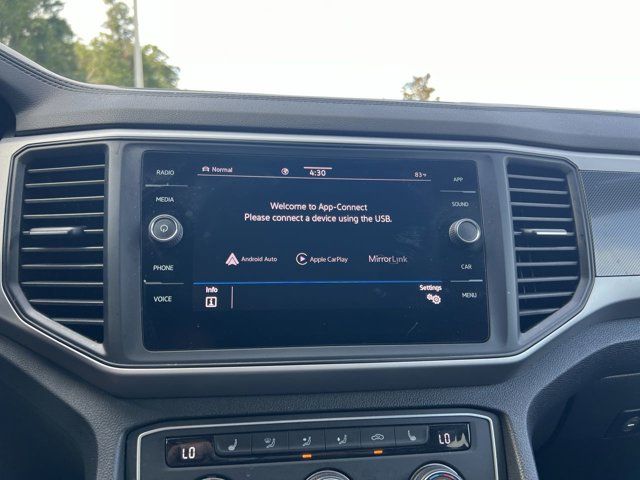 2021 Volkswagen Atlas V6 SE Technology R-Line photo 8