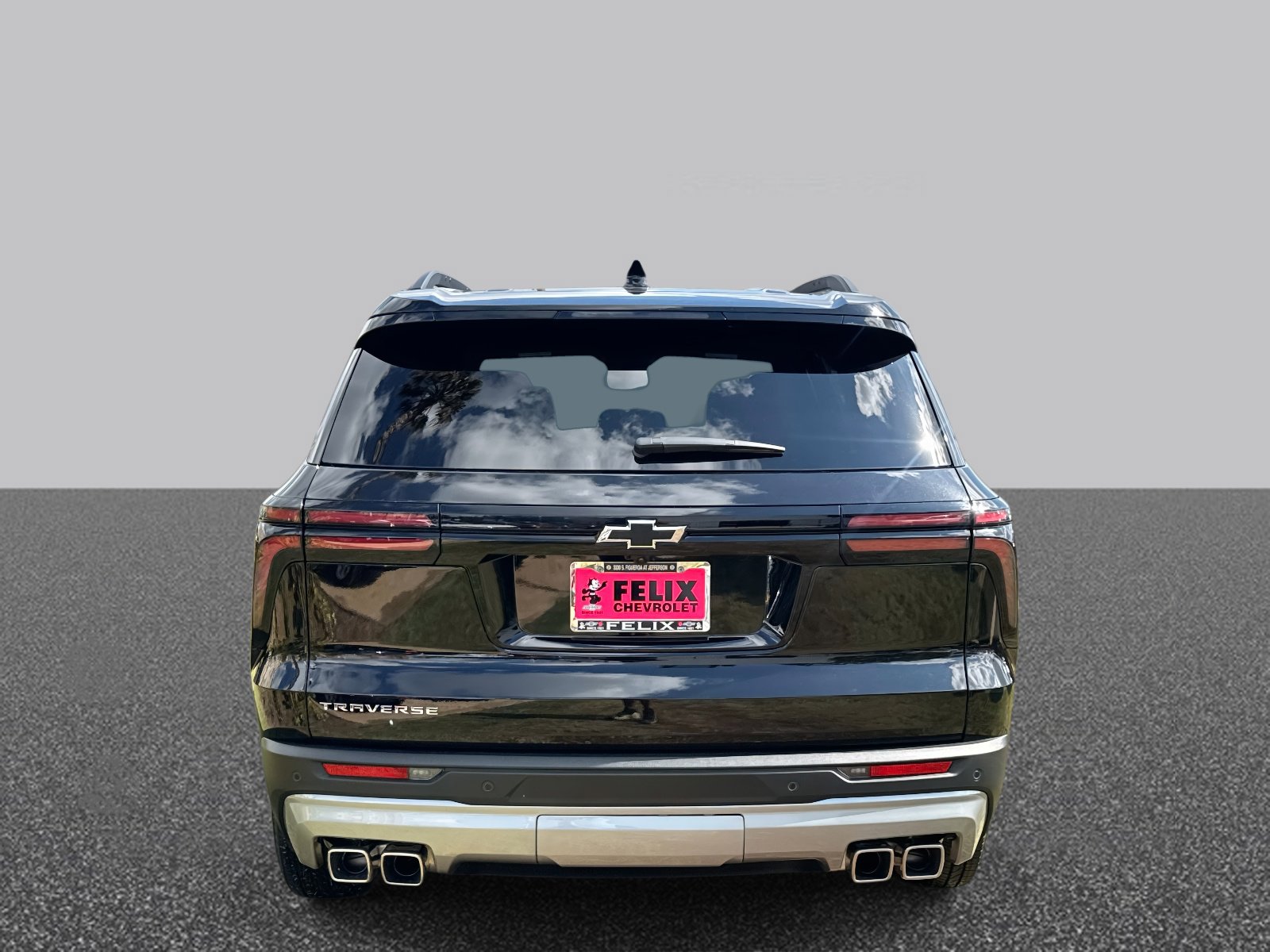 2025 Chevrolet Traverse photo 5