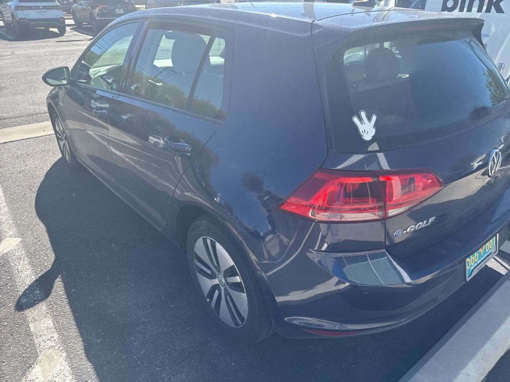 2016 Volkswagen e-Golf SEL Premium photo 3