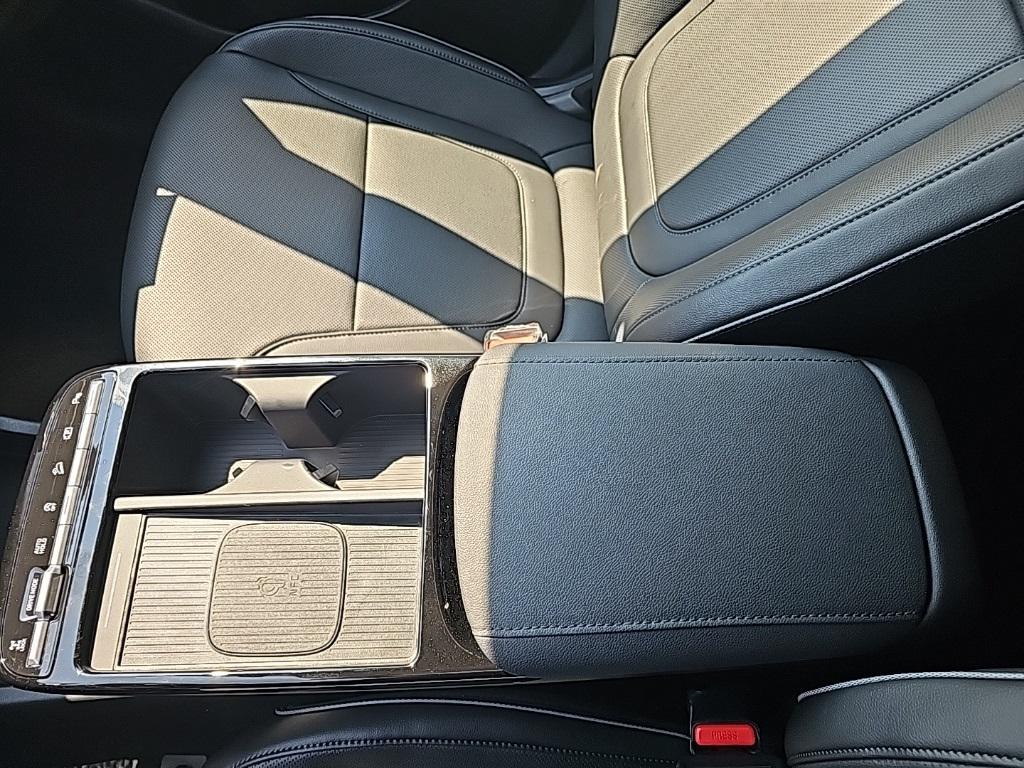2025 Hyundai Tucson Limited photo 23
