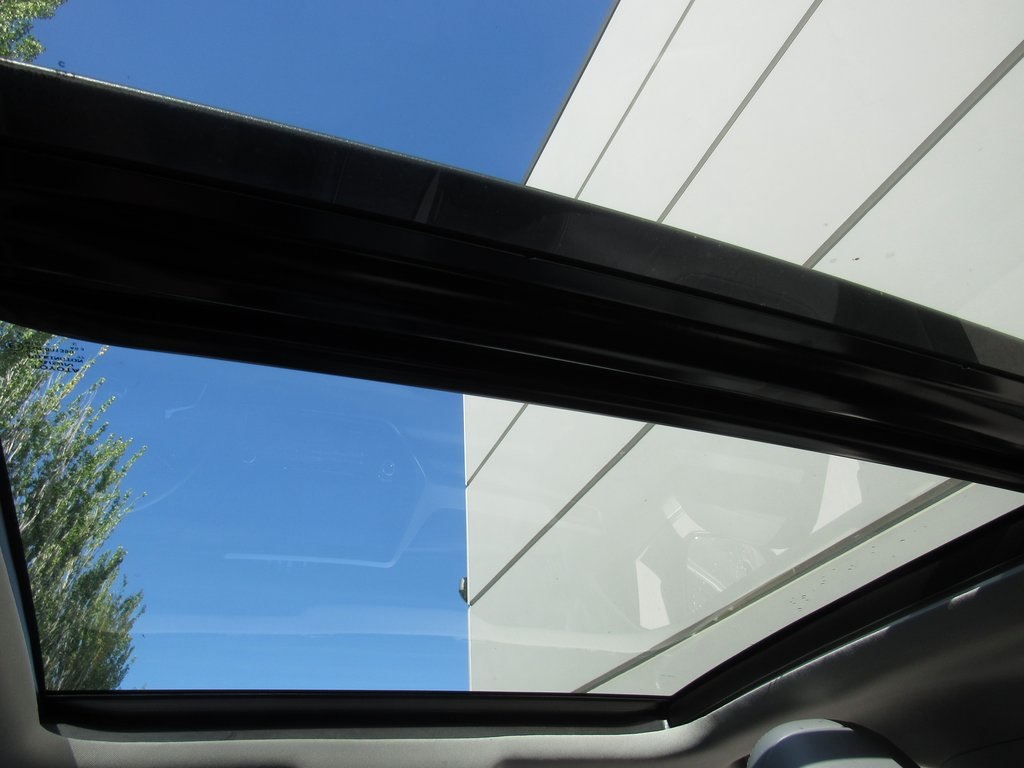 2022 Toyota Highlander Platinum photo 30