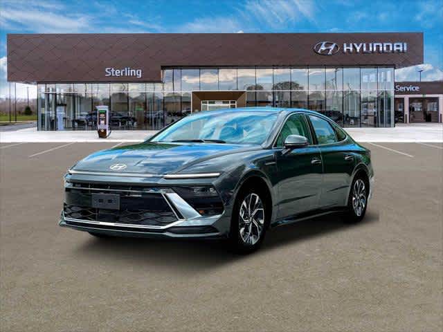 2025 Hyundai Sonata SEL photo 3