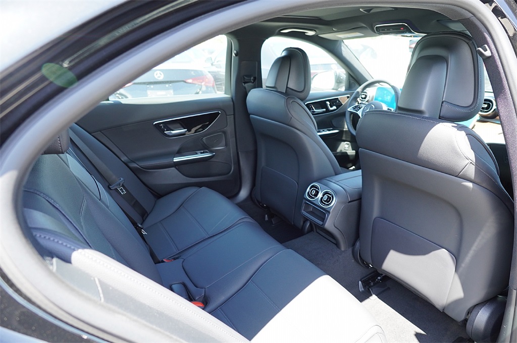 2025 Mercedes Benz C 300 4MATIC photo 14