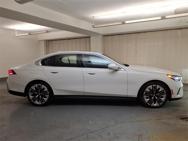 2025 Bmw 530i xDrive photo 4