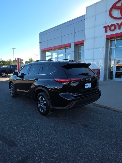 2020 Toyota Highlander XLE photo 4
