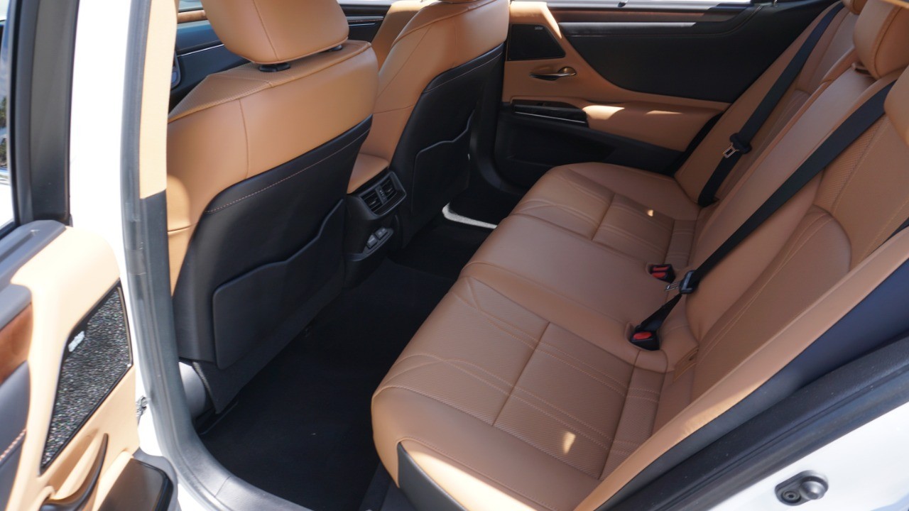 2023 Lexus ES 350 Ultra Luxury photo 30