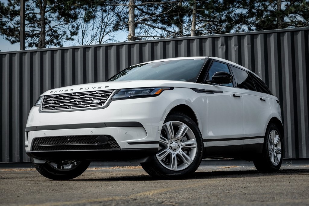 2026 Land Rover Range Rover Velar S's photo