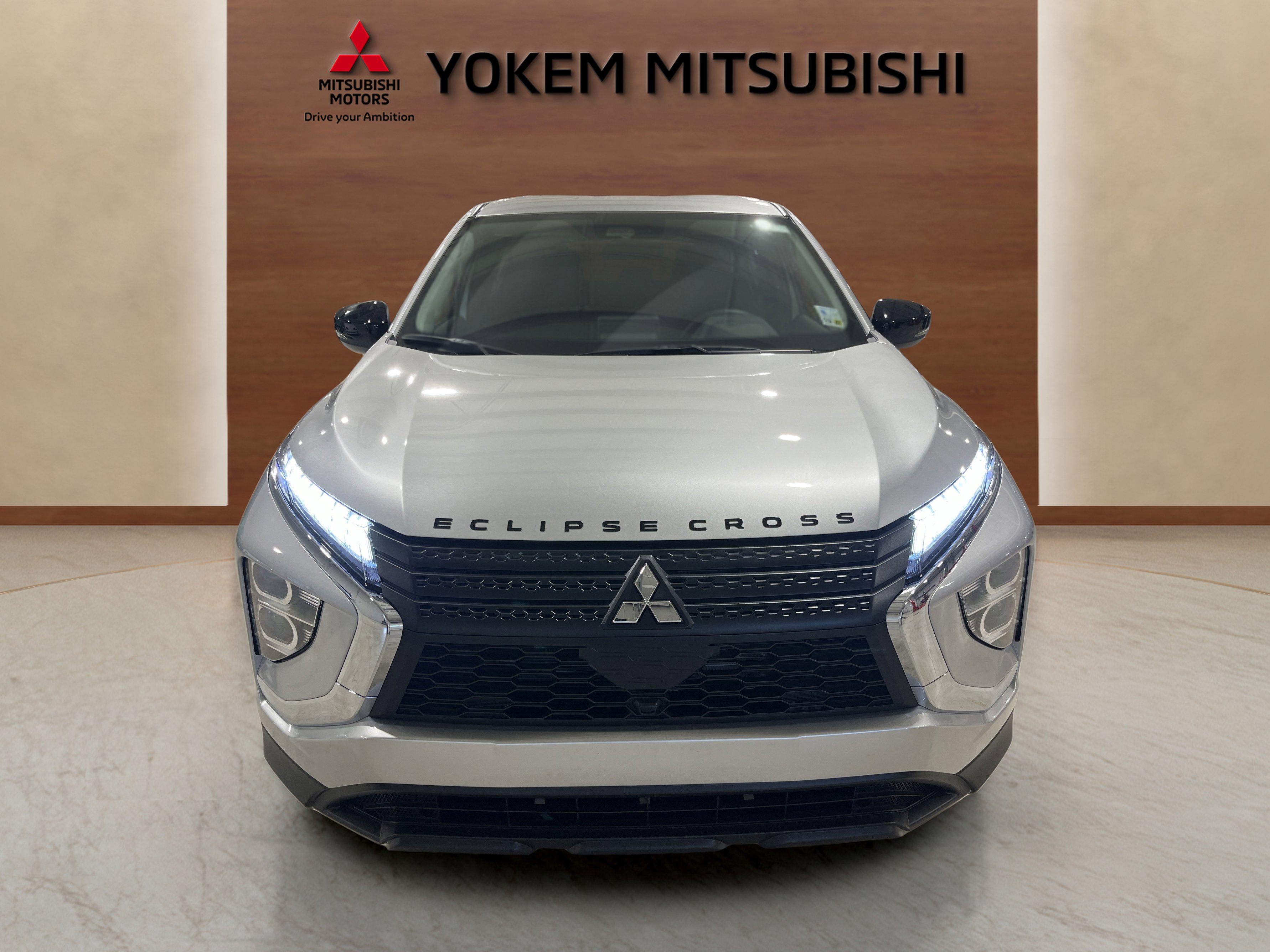 2025 Mitsubishi Eclipse Cross LE Ralliart photo 7