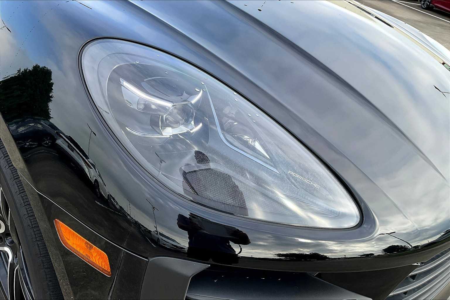 2021 Porsche Macan S photo 25