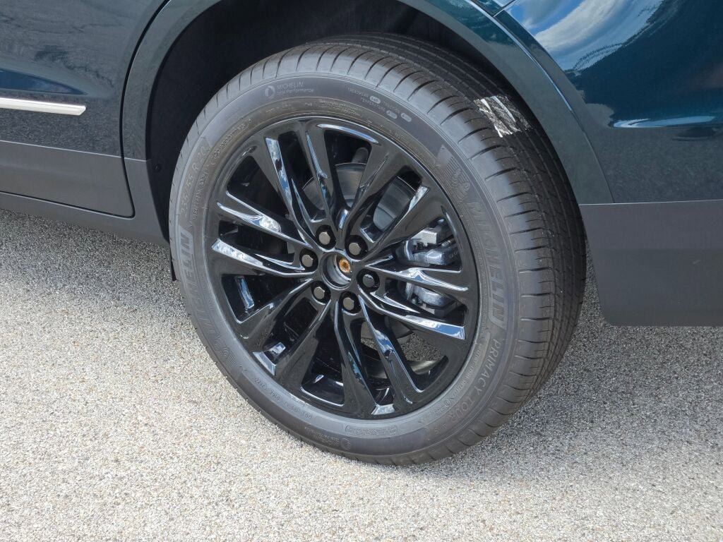2025 Cadillac XT5 Luxury photo 18