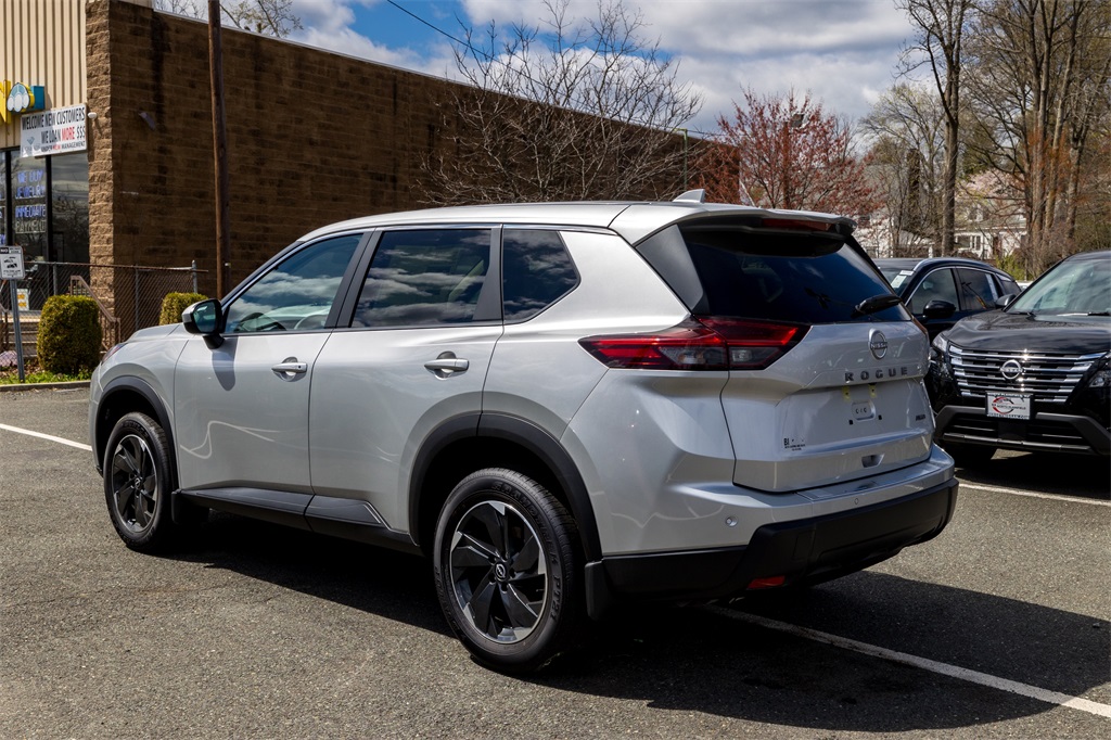 2025 Nissan Rogue SV photo 7