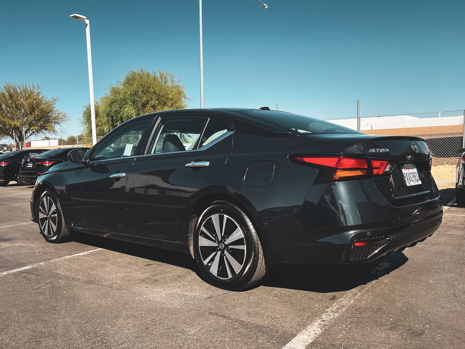 2022 Nissan Altima 2.5 SV photo 5