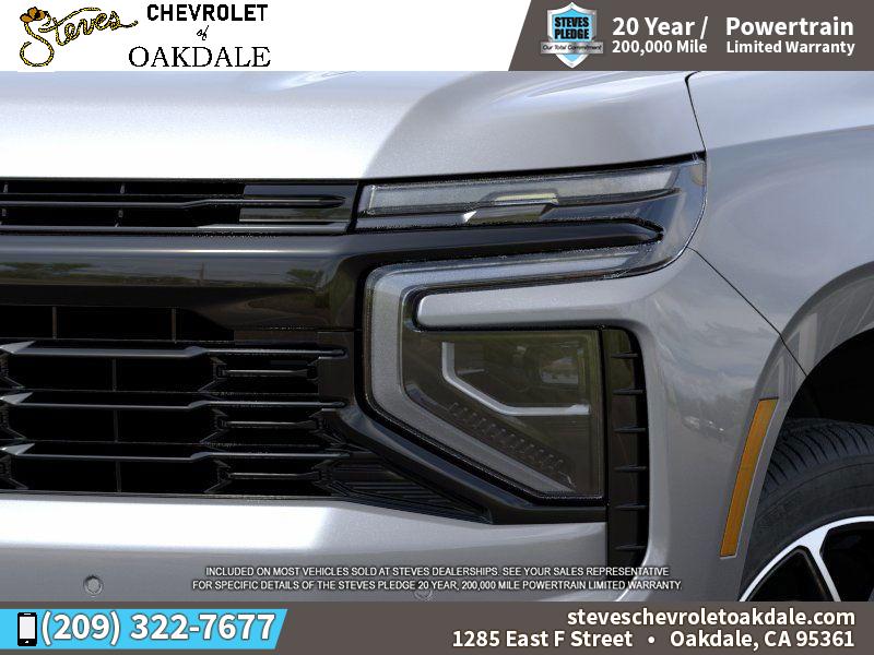 2026 Chevrolet Suburban RST photo 7