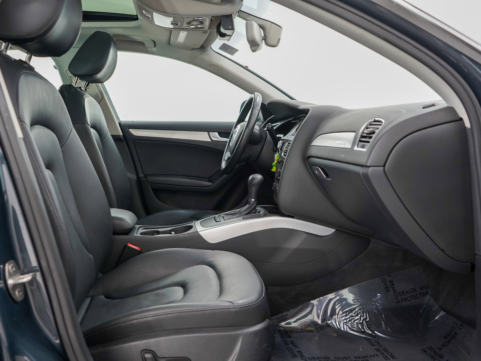 2011 Audi A4 2.0T Premium Plus photo 10