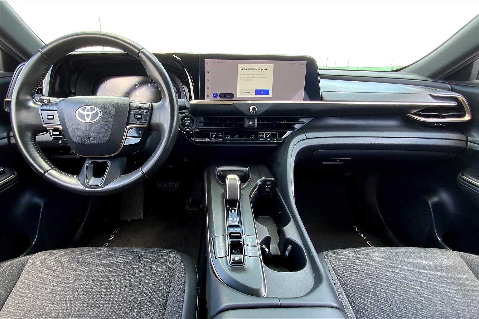 2023 Toyota Crown XLE photo 14