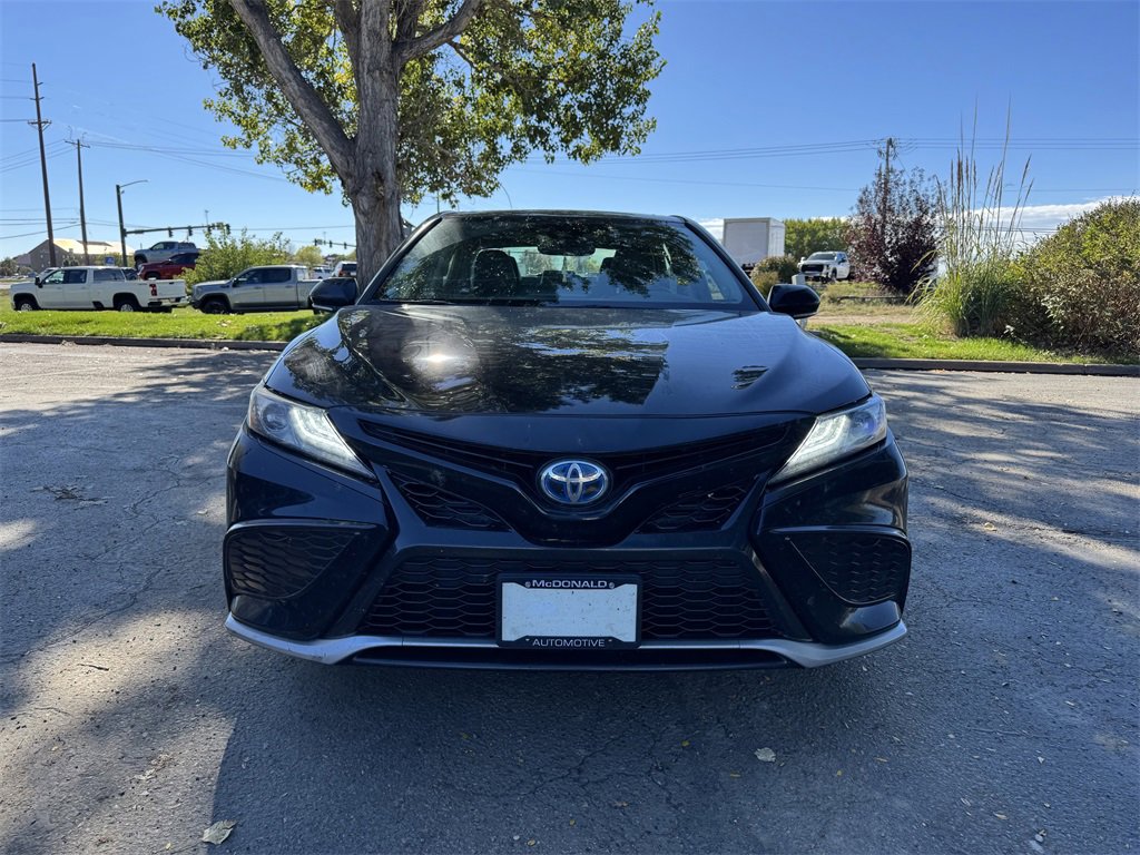 2024 Toyota Camry Hybrid XSE photo 2