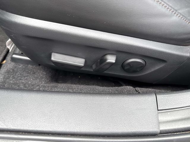 2023 Mazda Mazda3 2.5 s Preferred photo 21