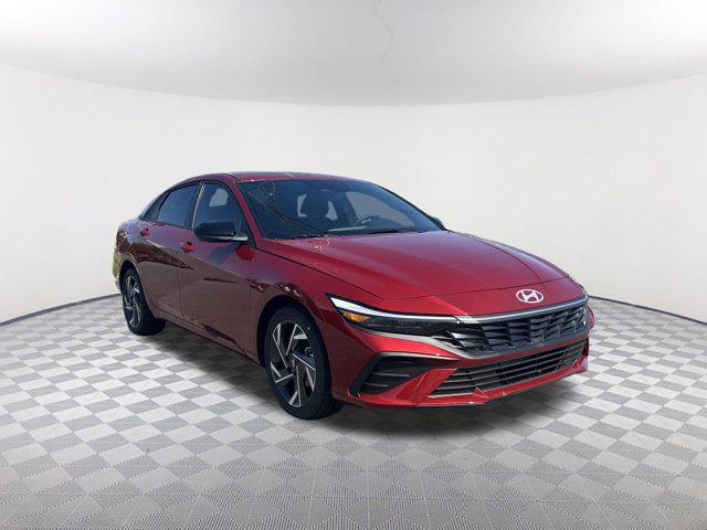 2025 Hyundai Elantra SEL Sport photo 3