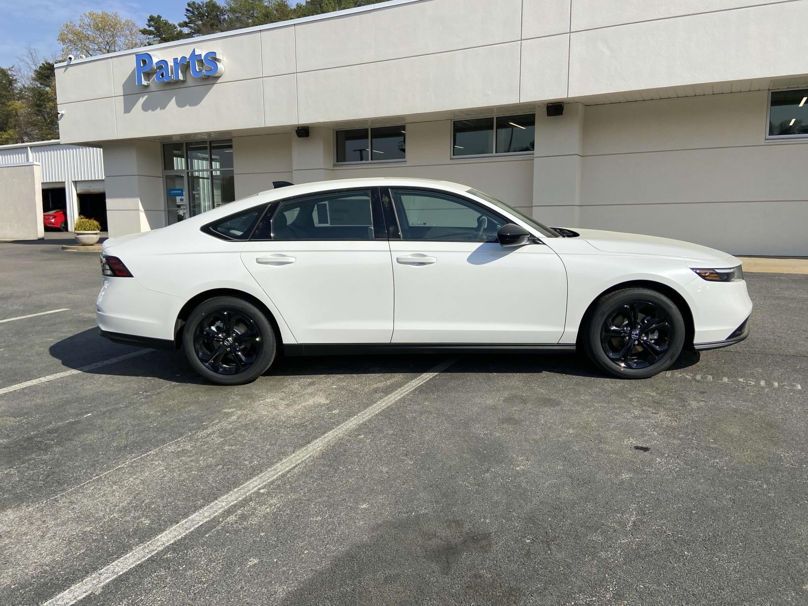 2025 Honda Accord SE photo 2