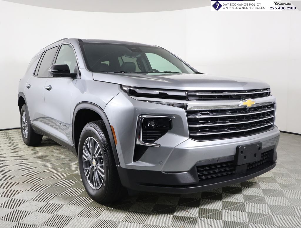 2025 Chevrolet Traverse LT's photo