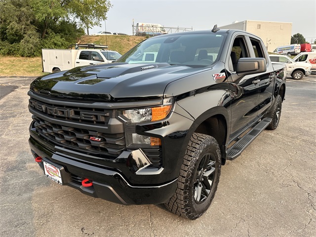 Used 2025 Chevrolet Silverado 1500 Custom Trail Boss with VIN 3GCPKCEK5SG114322 for sale in Kansas City