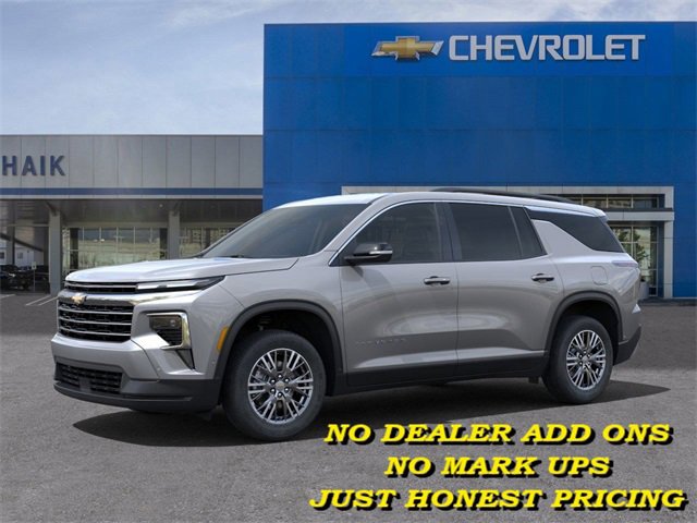2025 Chevrolet Traverse photo 2