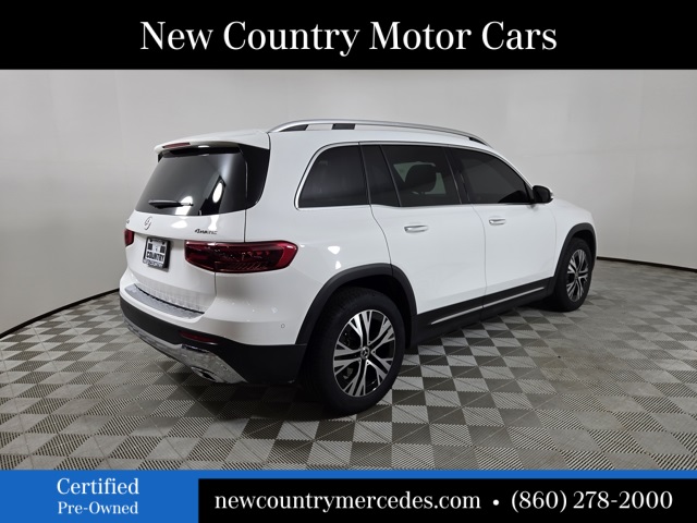 2024 Mercedes Benz GLB 250 4MATIC photo 2