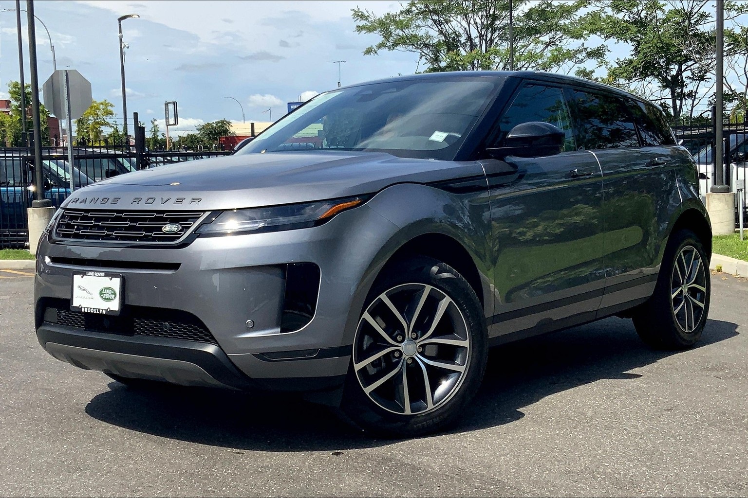 2025 Land Rover Range Rover Evoque