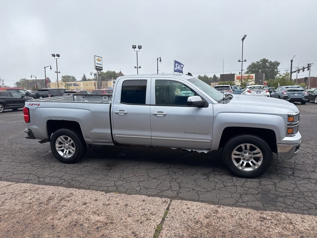 2015 Chevrolet Silverado 1500 LT photo 7