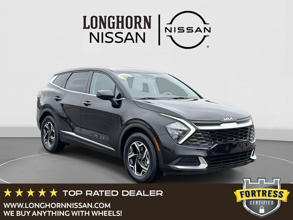 2023 Kia Sportage LX's photo